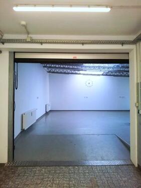 Blick in die Werkstatt - Halle in Köln