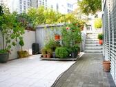 Terrasse im Sommer - 3 Zimmer Terrassenwohnung zur Miete in Köln
