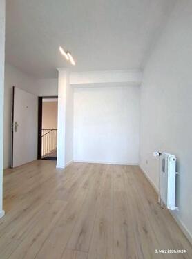 Eingangsdiele, Lese-, Arbeitsecke - 