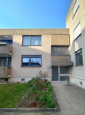 Kleines Haus, nur 4 Wohnungen - 