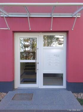 Neue Haustüranlage - 6 Zimmer Etagenwohnung zum Kaufen in Köln