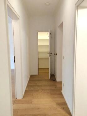 f_Flur zu Schlafzimmern (2) - 