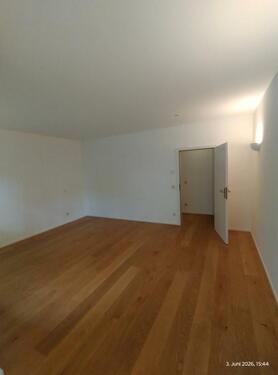 g_Schlafzimmer 1, Blick zum Flur - 