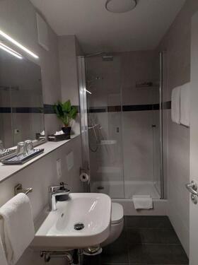 e_Zimmer 2, Bad (2) - 