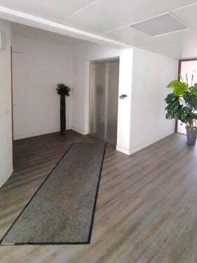 b_Hauszugang, Aufzug - Hotel, Pension, Gasthof in Köln
