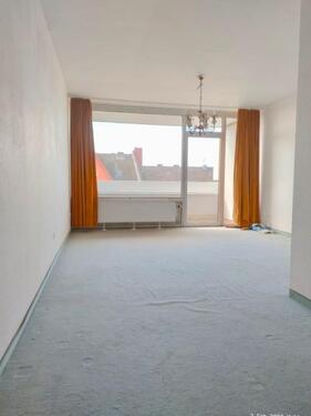 f2_Blick in den Wohnraum - 