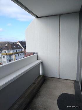 f2_Balkon, Blick nach rechts - 