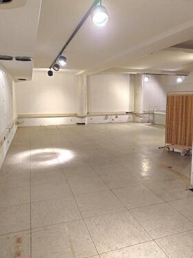 UG, Lager- und Ausstellungsfläche - 