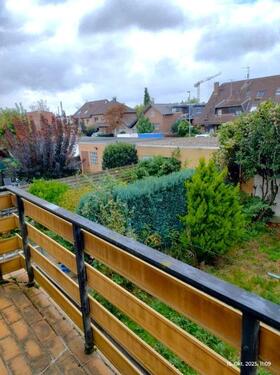 OG, Zimmer 2, Balkon, Gartenblick - 