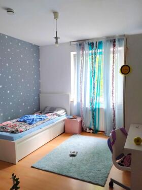 Zimmer 3 - 