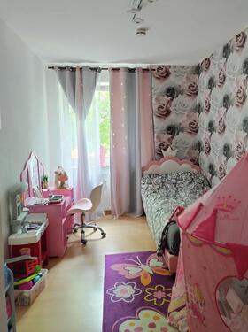 Zimmer 4 - 