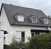 Verschlafenes 2 Familienhaus mit viel Potential in Hilpoltstein OT freut sich auf Verjüngungskur