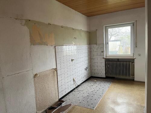 Küche - Zweifamilienhaus mit 159,00 m&sup2; in Hilpoltstein zum Kaufen