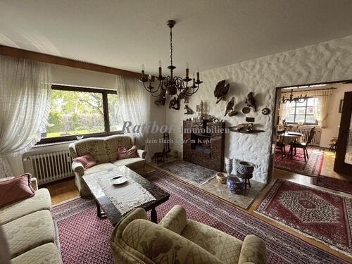 Wohnzimmer EG - 11 Zimmer Mehrfamilienhaus, Wohnhaus zum Kaufen in Roth