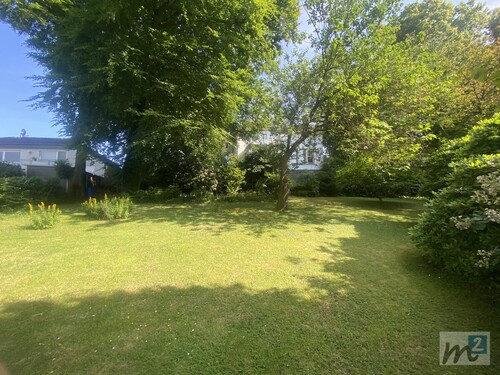 Grundstück, Foto 1 - Investorenchance: Quadratisches Baugrundstück für Einfamilien- oder Mehrfamilienhäuser