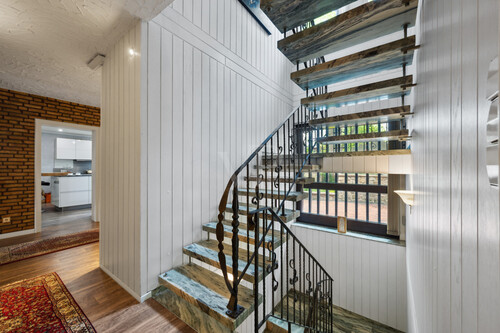Treppe zum DG - 