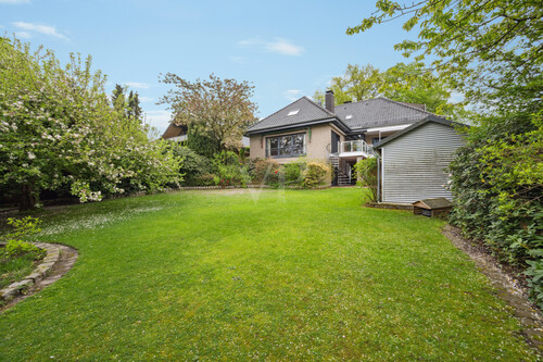 Blick vom Garten rechts - 11 Zimmer Villa zum Kaufen in Ibbenbüren