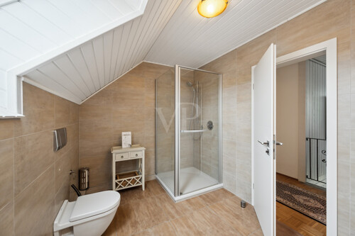Badezimmer DG - 
