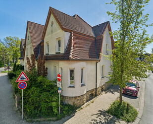Charmanter Altbau in attraktiver Wohnlage – Sanierungsbedürftiges Reihenendhaus mit 2 Wohneinheiten - Rheine