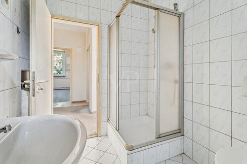 Badezimmer - EG - 