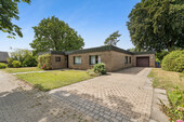 Titelbild - Viel Platz, viel Privatsphäre und viele Möglichkeiten – Charmanter Bungalow in Sackgassenlage