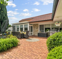 Stilvoller Bungalow mit Wintergarten & Kamin – Wohnen auf einer Ebene in idyllischer Lage - Rheine / Elte