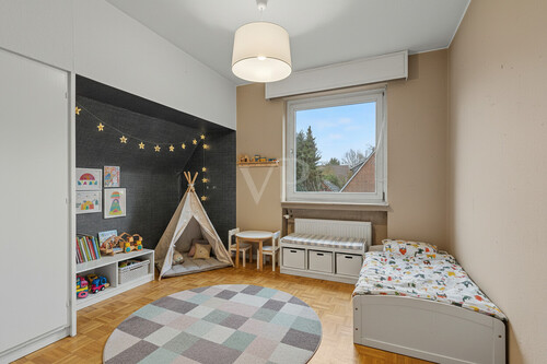 Kinderzimmer OG_KI renoviert (Malerarbeiten, Heizkörper) - 