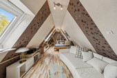 Kind Spitzboden Hauptwohnung - 