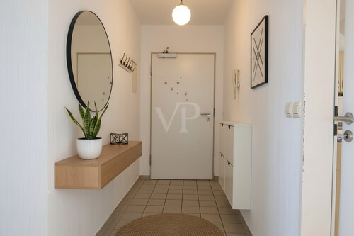 Diele_KI möbiliert - 3 Zimmer Dachgeschoßwohnung zur Miete in Emsbüren