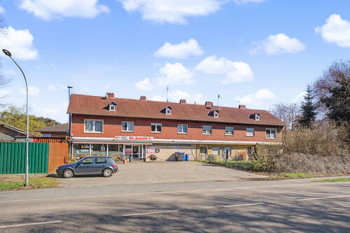 Außenansicht Geschäft - Wohn- & Geschäftshaus zum Kaufen in Neuenkirchen