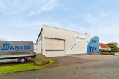 Außenansicht Anbau/Bürotrakt - Produktionshalle in Ibbenbüren / Alstedde