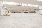 Lagerhalle 16 - 