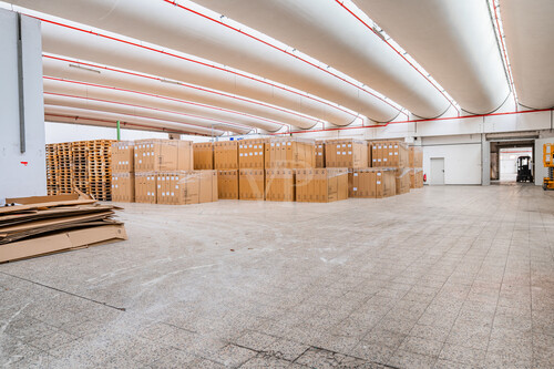 Lagerhalle 17 vorne - 