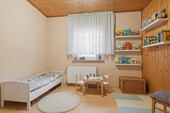 Schlafzimmer II_KI möbiliert - 
