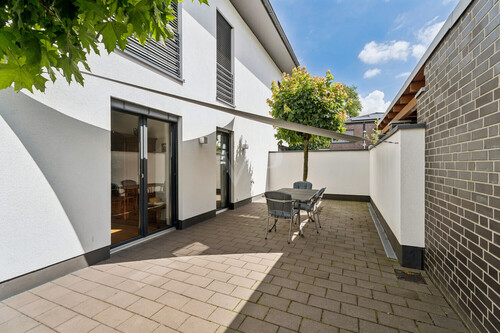 Terrasse EG - 
