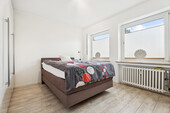Schlafzimmer EG links - 