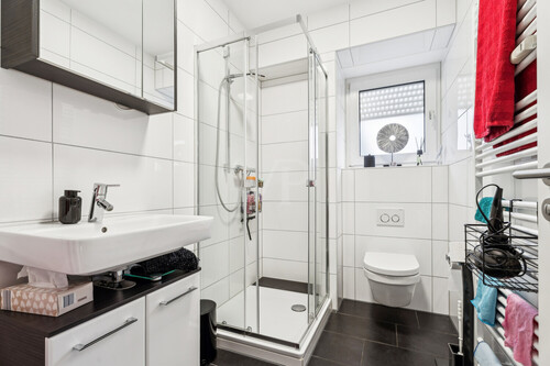 Badezimmer EG links - 