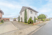 Außenansicht - 4 Zimmer Doppelhaushälfte zum Kaufen in Rheine / Eschendorf