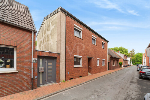 Straßenansicht - 8 Zimmer Mehrfamilienhaus, Wohnhaus in Rheine