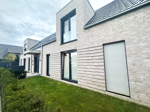 Außenansicht - 3 Zimmer Dachgeschoßwohnung zur Miete in Hopsten