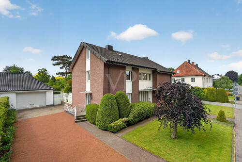 Front/Seitlich - 6 Zimmer Einfamilienhaus zum Kaufen in Oelde