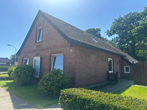 Frontansicht - Einfamilienhaus in zentraler Lage