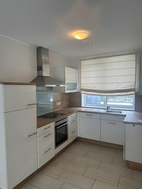 Küche - Reihenendhaus in zentraler Lage mit Einbauküche