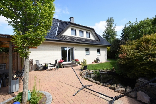 Hintenansicht - Großzügiges Einfamilienhaus in Top-Lage am Obenende in Papenburg!