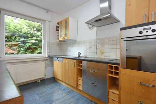 Küche - 7 Zimmer Einfamilienhaus in Westoverledingen