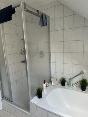 Dusche-Badewanne - 