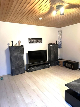 Wohnzimmer - 3 Zimmer Dachgeschoßwohnung zur Miete in Papenburg