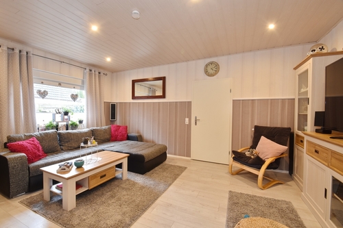 Wohnzimmer rechts - 