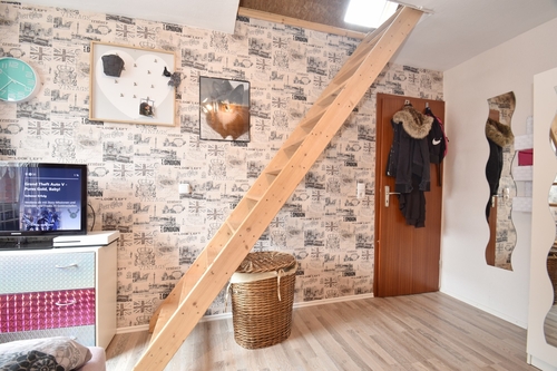 Schlafzimmer rechts - 