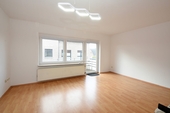 Wohnzimmer - 3 Zimmer Etagenwohnung zum Kaufen in Papenburg